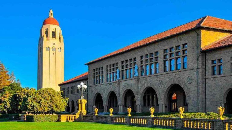 Stanford é líder das melhores universidades do mundo para se fazer MBA