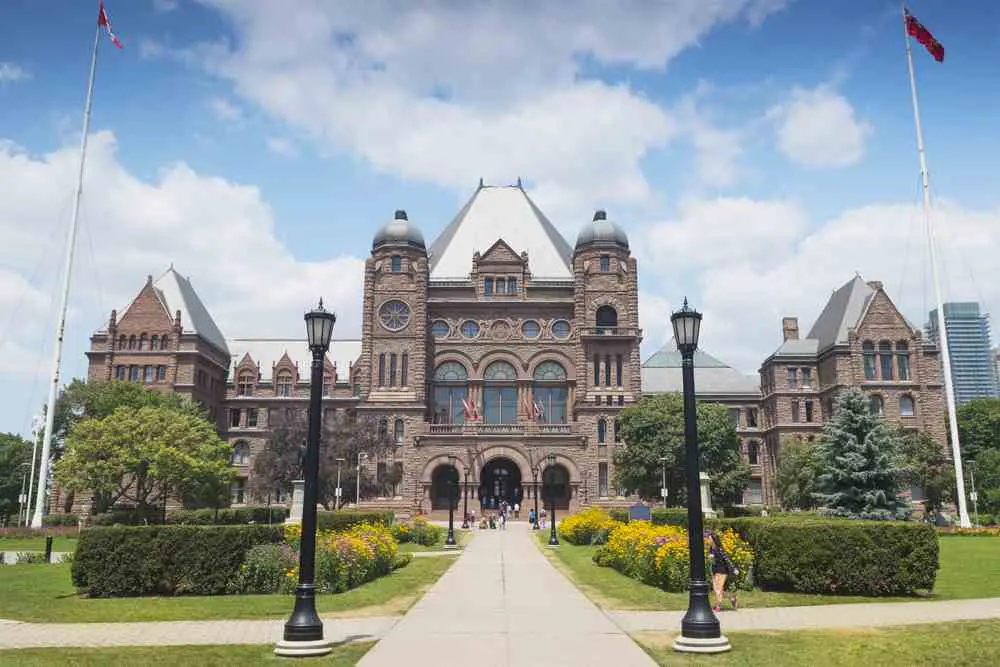 Faça um Intercâmbio no Canadá na Toronto University