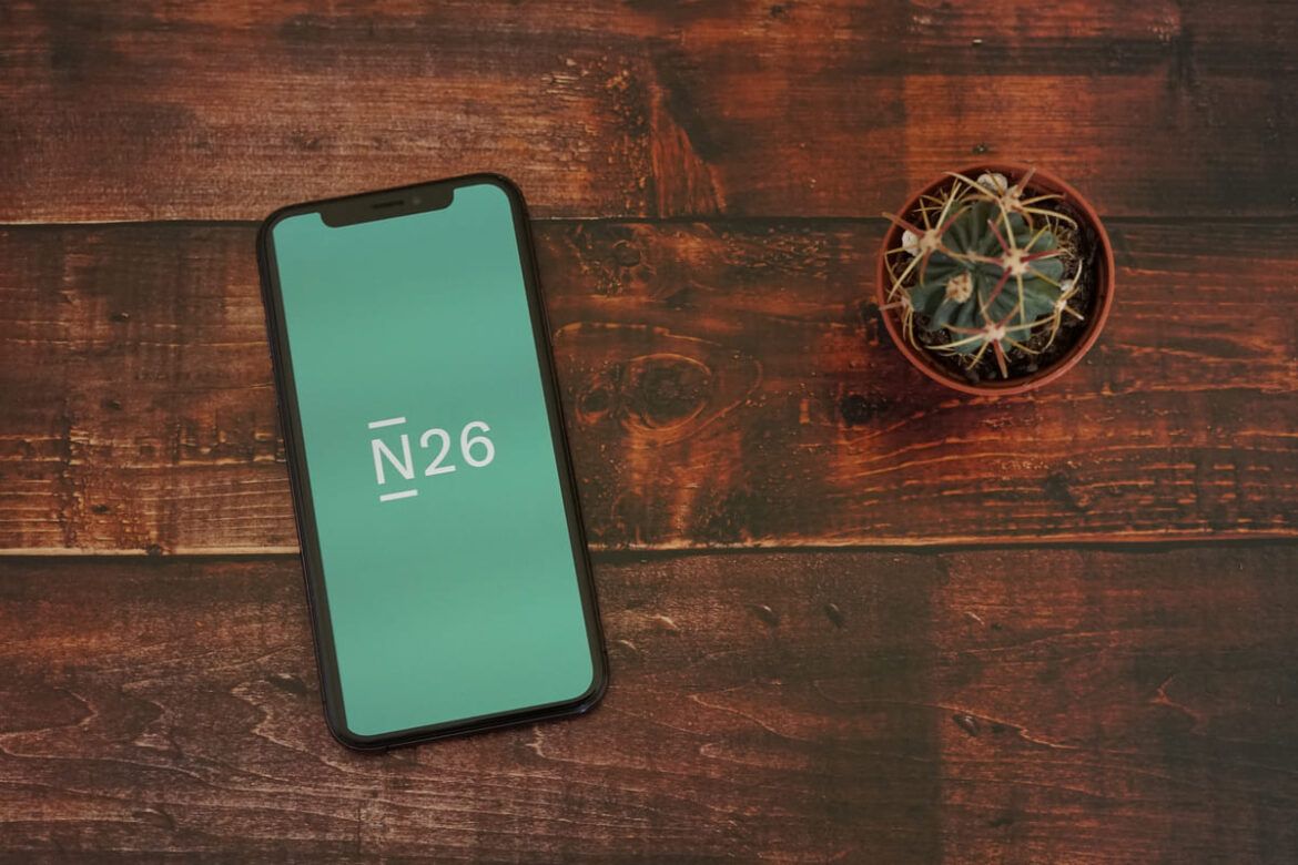 Celular mostrando como abrir conta na N26.