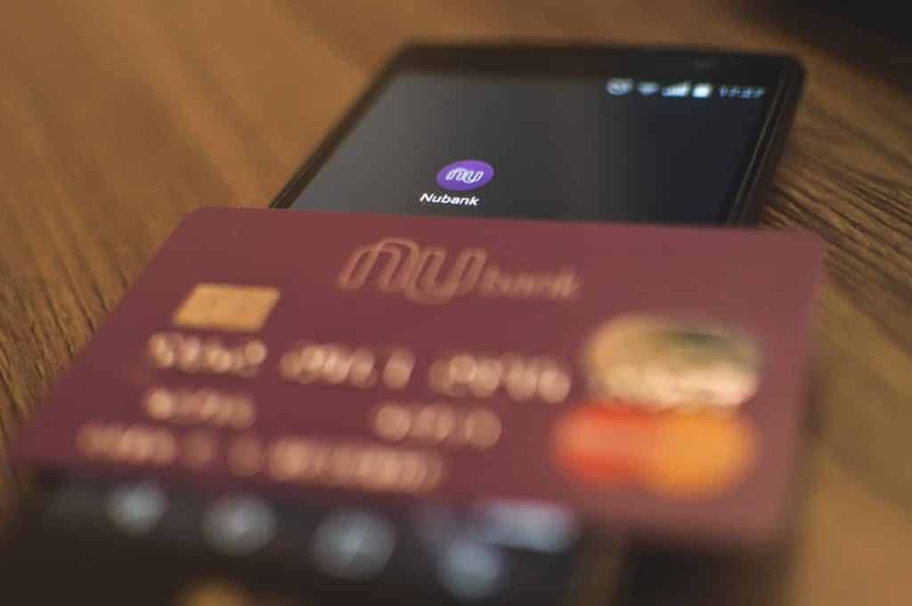 o limite do Nubank é definido por meio de uma estimativa feita pelo algorítimo da empresa