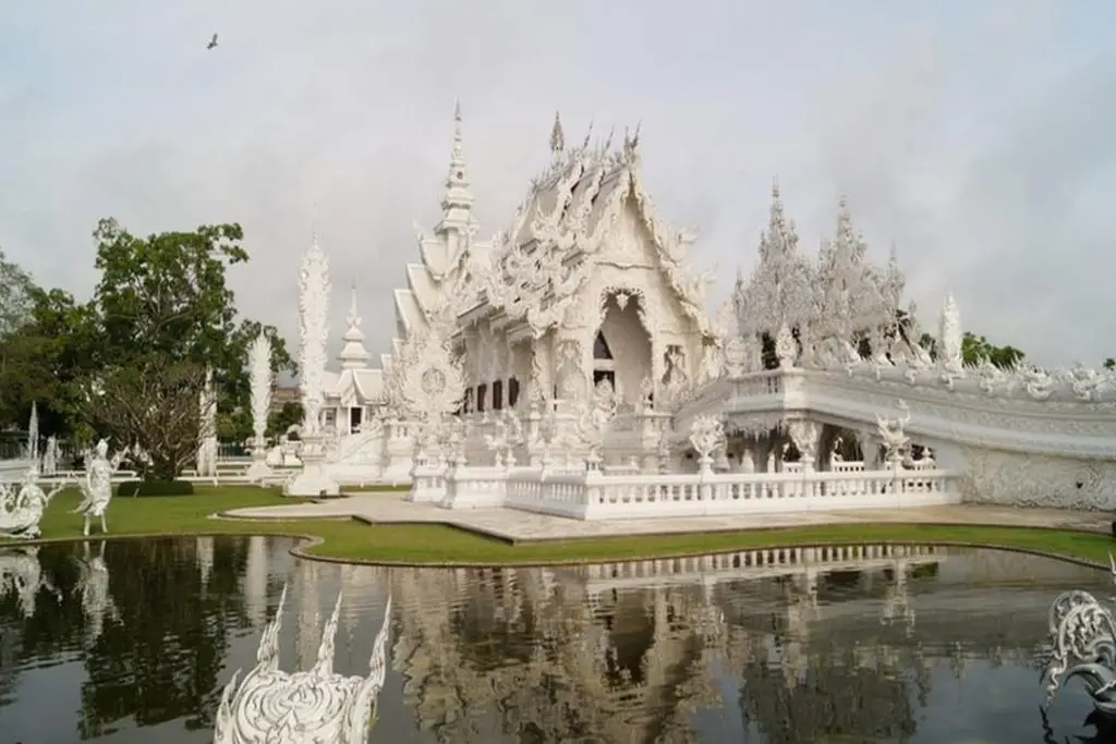 Conheça os países mais visitados da Ásia, seus principais pontos turísticos e curiosidades interessantes a respeito da cultura local. Confira neste post!