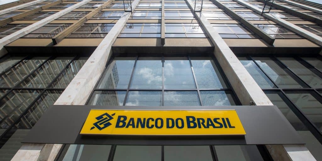 41  Banco do brasil no exterior with Photos Design
