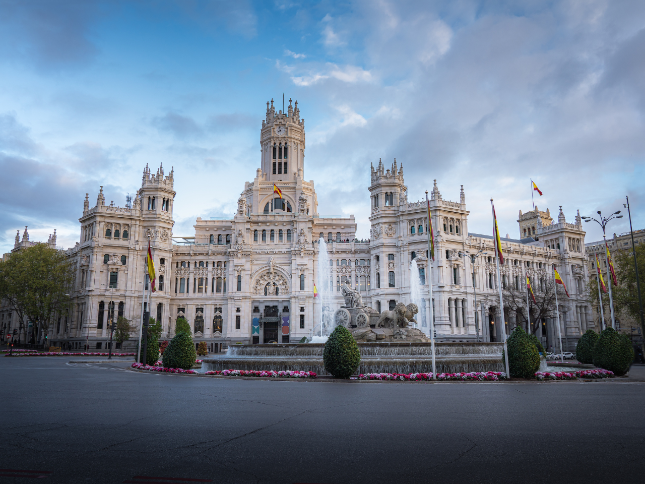 Custo de vida na Espanha: O Palácio de Cibeles é um dos pontos turisticos mais emblemáticos da capital da Espanha, Madrid.