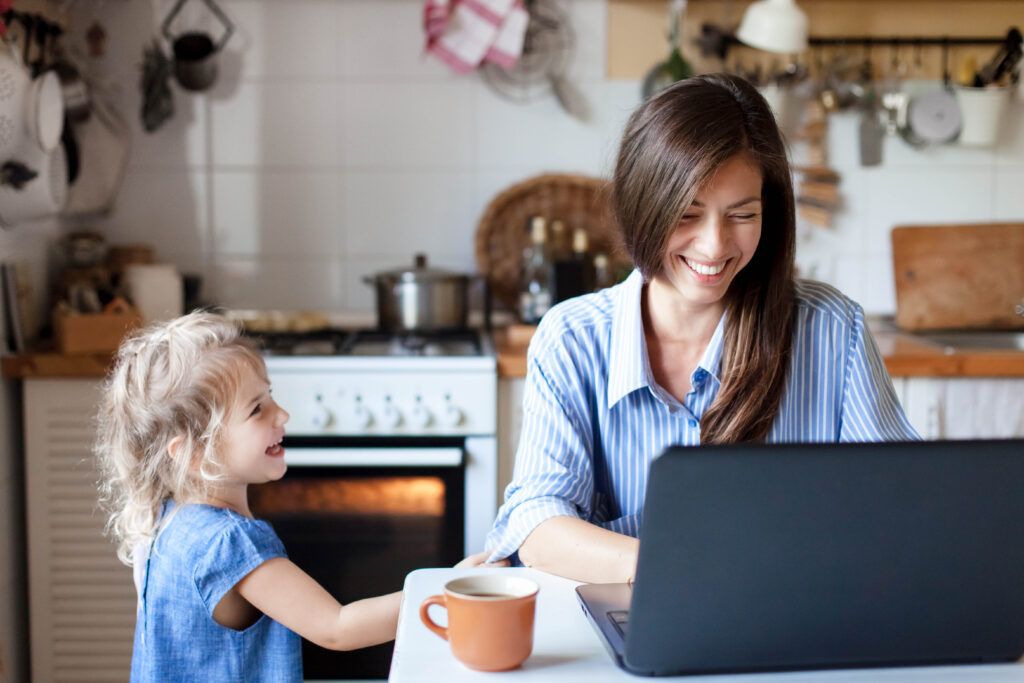 shutterstock 1647549850 1024x683 - Quem são os profissionais autônomos? 5 coisas que você precisa saber antes de virar um