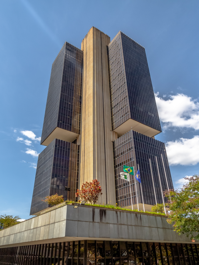 Imagem da fachada do prédio do Banco Central do Brasil em referência à reunião do Copom hoje