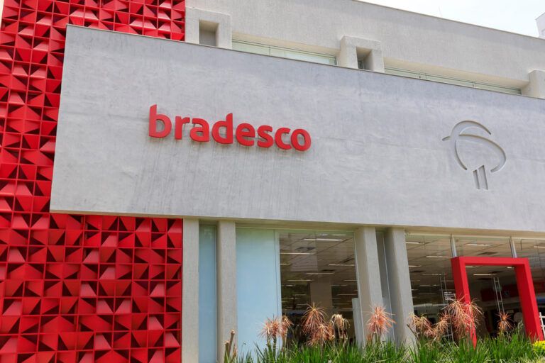 Prédio do Banco Bradesco que comprou 51% do banco BV.