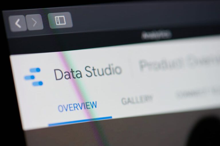 Página do Google Data Studio aberta.