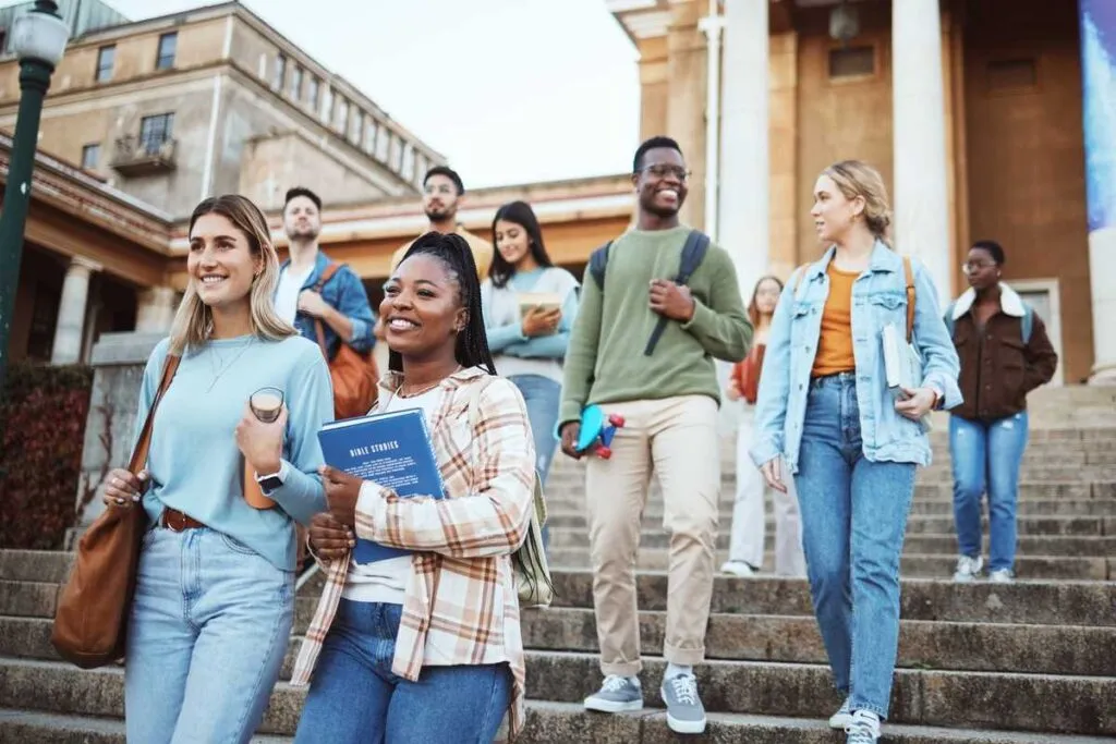 A Bond University tem vagas para estudantes brasileiros.