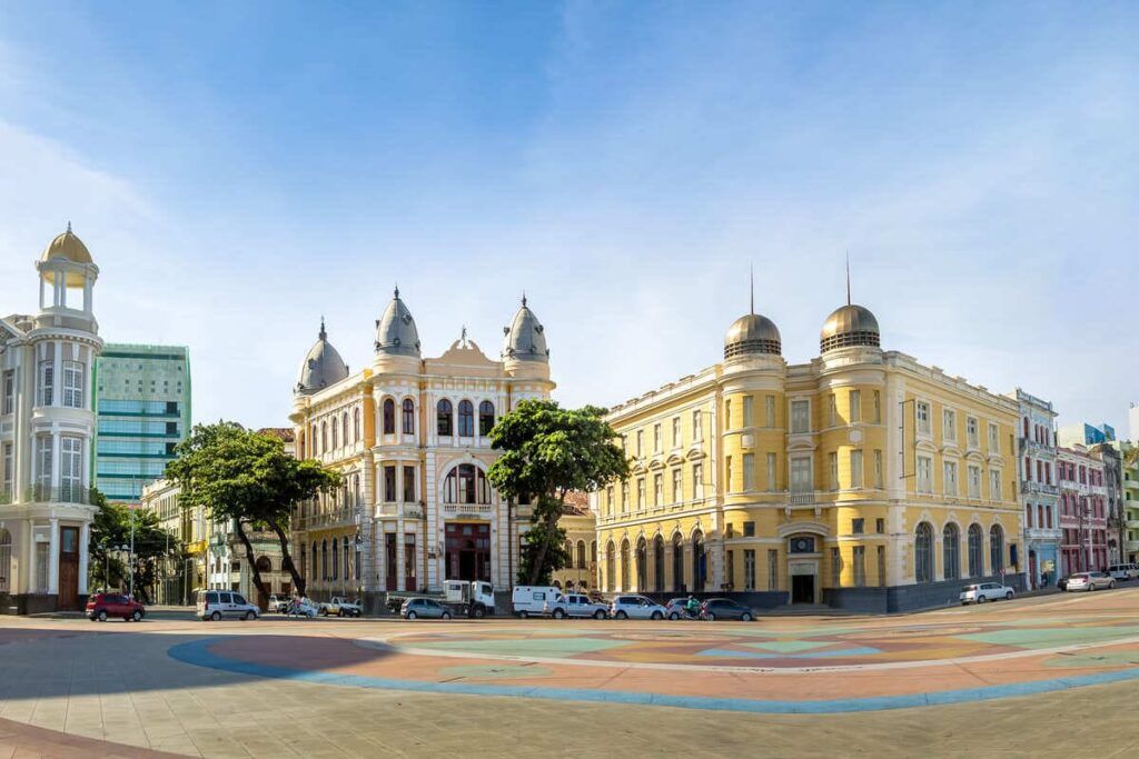 recife antigo 1024x683 - Recife: saiba custos e o que fazer na capital de Pernambuco