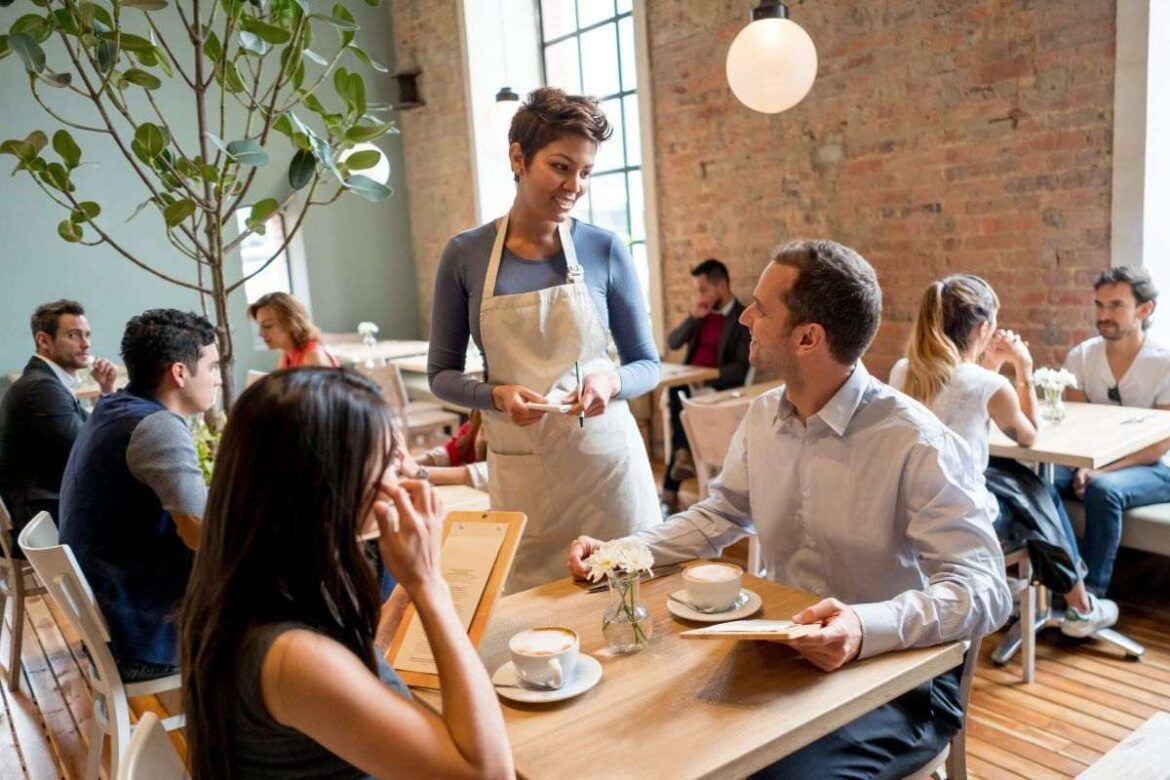 Garçonete do melhor restaurante brasileiro na América Latina